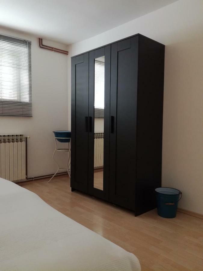 Apartments Garden Загреб Экстерьер фото